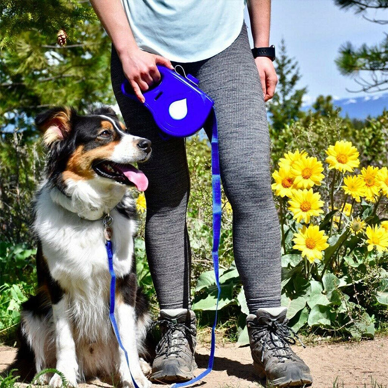 AquaToutou™  - Laisse pour chien 3 en 1 avec bouteille d'eau et distributeur de sacs à déjections